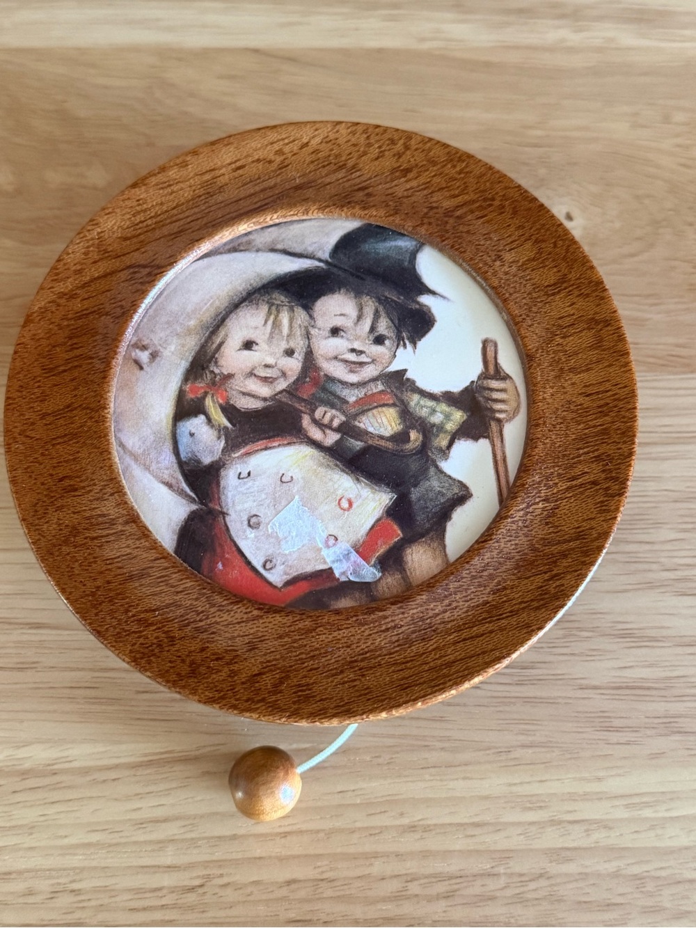 Vintage Edle Hummel Wooden Music Box with Illustrated Children-plays Raindrops